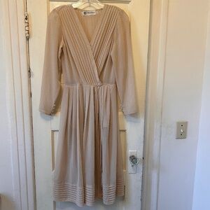 Vintage Albert Nippon Women’s Cream Nearly Sheer Pleated Dress Dots Sz Sml